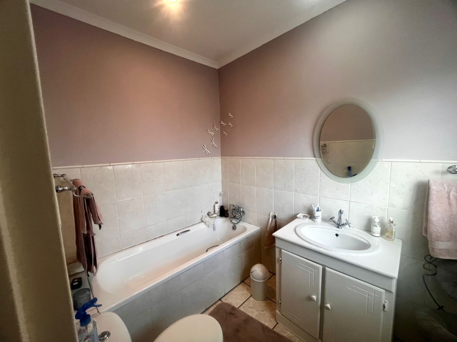 3 Bedroom Property for Sale in Die Bult North West